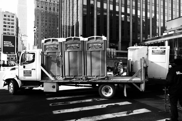 Portable Toilet Options We Offer in St Rose, LA